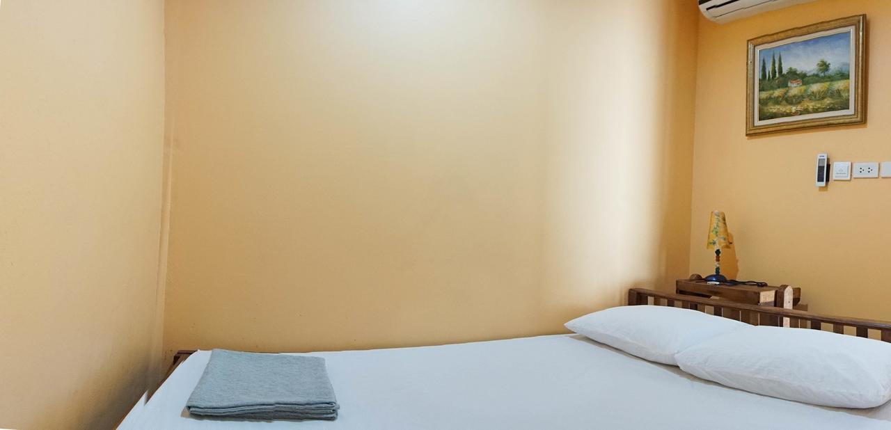Zleep63 Hostel Bangkok Exterior photo